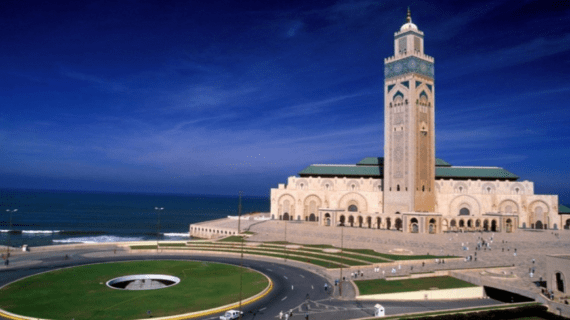 Masjid Hasan II – Pesona Keindahan Religius Berbalut Keindahan Pantai