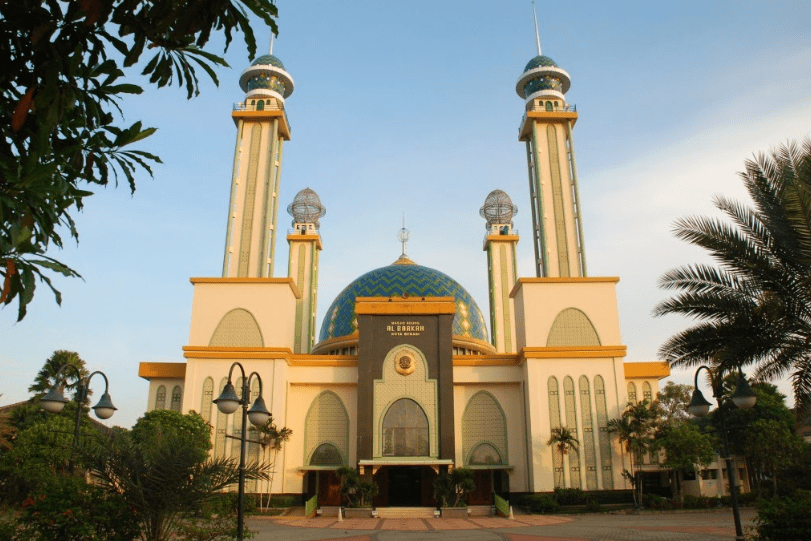 Masjid Agung Al-Barkah Kota Bekasi worship place