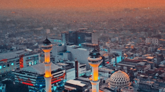 5 Hal Menarik Tentang Menara Masjid Agung Bandung