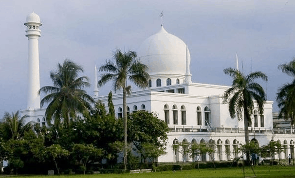 5 Perjalanan Sejarah Masjid Agung Al Azhar Jakarta